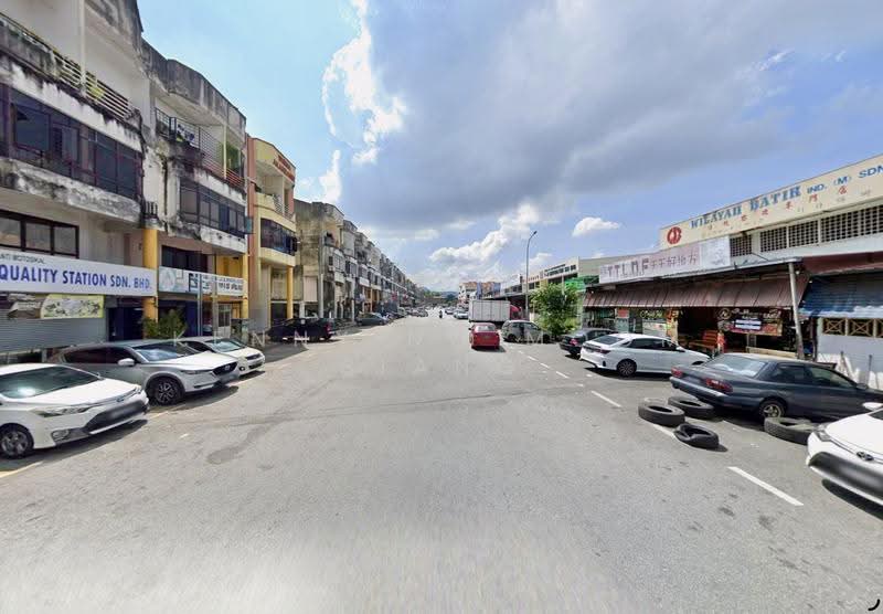 Shop / Office for Sale in Taman Sri Batu Caves (Batu Caves) - Kenny Ng Moom Siang - Exterior - PropertyGuru.com.my