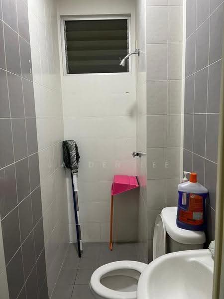 Apartment for Sale at Mewah 9 Residence - Jayden Lee - Bathroom - PropertyGuru.com.my