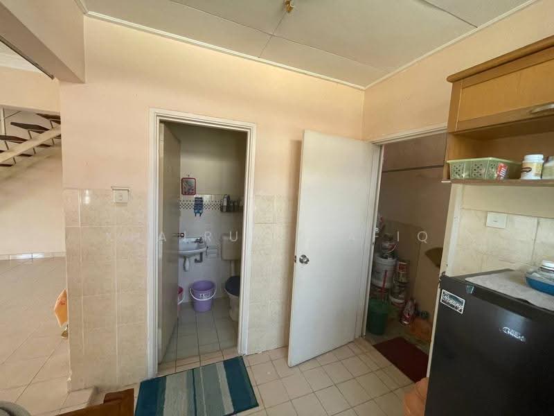 Rumah Kluster untuk Dijual di Alam Suria (Puncak Alam) - Khairul Syafiq - Bathroom - PropertyGuru.com.my