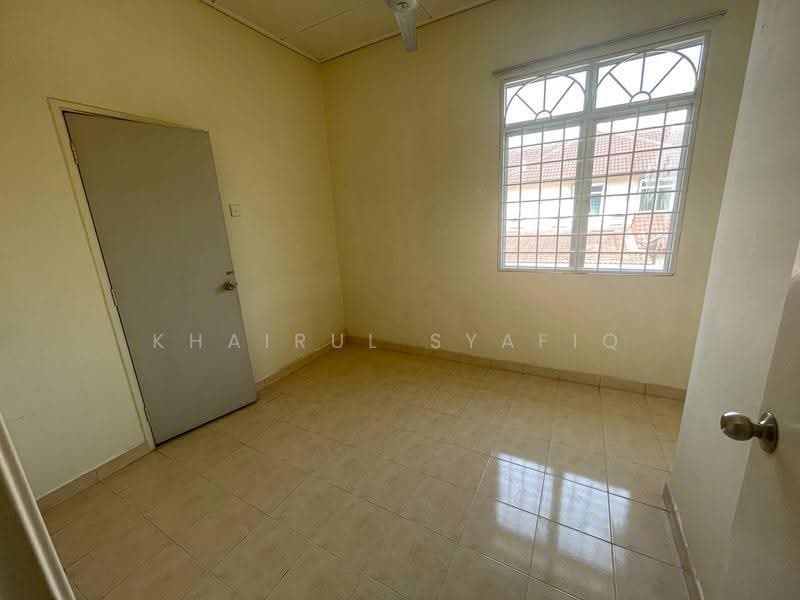 Rumah Kluster untuk Dijual di Alam Suria (Puncak Alam) - Khairul Syafiq - Interior - PropertyGuru.com.my