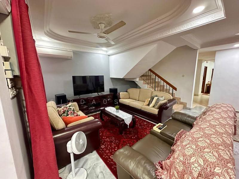 2-storey Terraced House for Sale in Batu Caves (Kuala Lumpur) - Firdaus Husin - Living Room - PropertyGuru.com.my