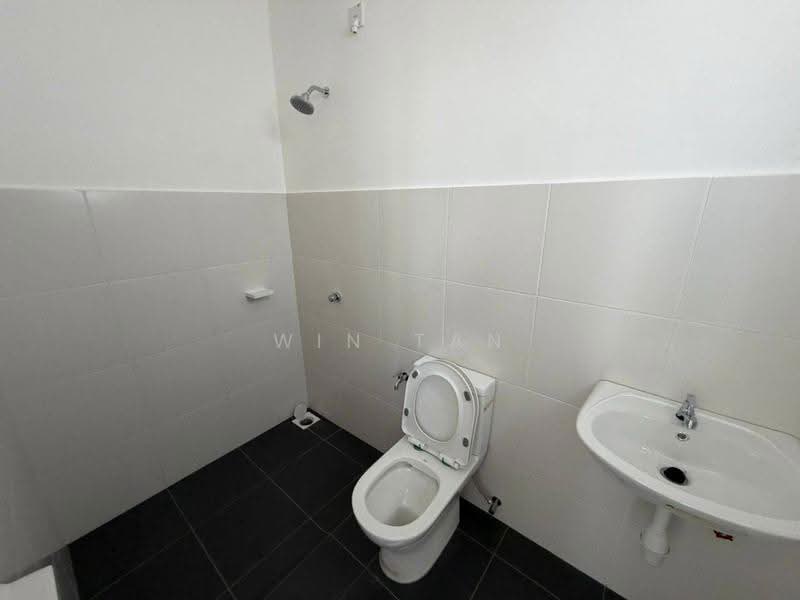 Terraced House for Sale in Kota Masai (Pasir Gudang) - Win Tan - Bathroom - PropertyGuru.com.my