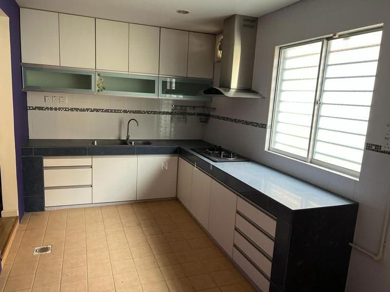 2-storey Terraced House for Sale in Bandar Bukit Puchong (Puchong) - Ken Liew - Kitchen - PropertyGuru.com.my