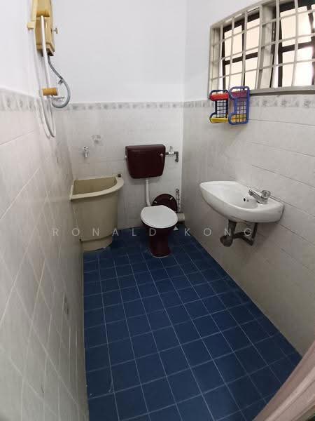 2-storey Terraced House for Sale in Gunung Rapat (Ipoh) - Ronald Kong - PropertyGuru.com.my
