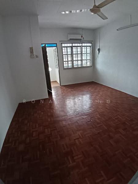 2-storey Terraced House for Sale in Gunung Rapat (Ipoh) - Ronald Kong - PropertyGuru.com.my