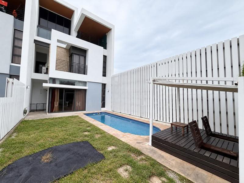 Bungalow House for Rent in Taman Villa Senja (Rawang) - Uthaya Kumar - Exterior - PropertyGuru.com.my