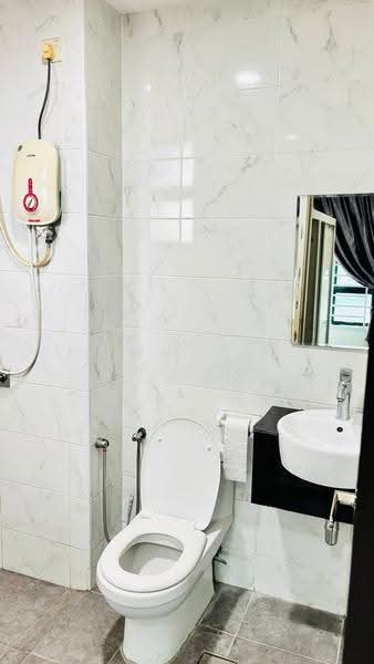 Kediaman Servis untuk Disewa di Sky Breeze Service Apartment - Alen Tan - Bathroom - PropertyGuru.com.my