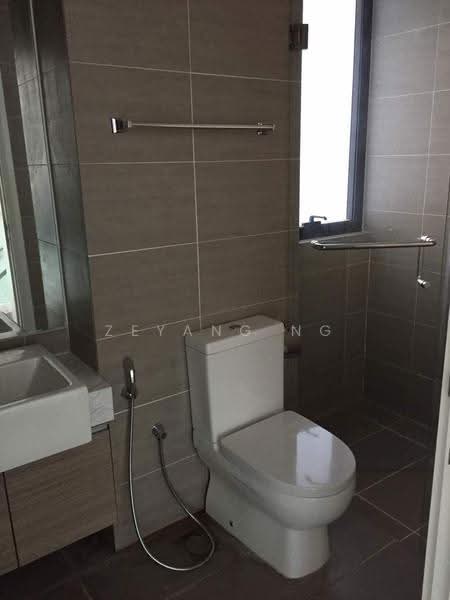 Pejabat untuk Disewa di Petaling Jaya (Selangor) - Zeyang Ng - Bathroom - PropertyGuru.com.my