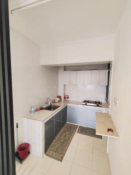 Apartment for Rent at The Pulse Condominium - Jerry Tan - Kitchen - PropertyGuru.com.my