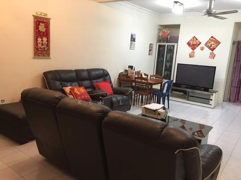 2-storey Terraced House for Sale in Cheras (Kuala Lumpur) - Ken Liew - Living Room - PropertyGuru.com.my