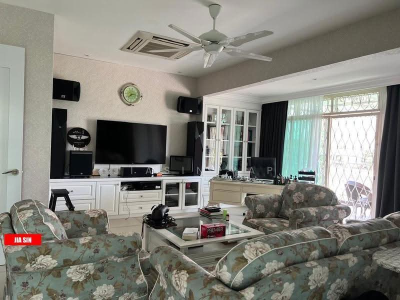 Semi-Detached House for Rent in Bukit Dumbar (Jelutong) - Jiasin Yap - Living Room - PropertyGuru.com.my