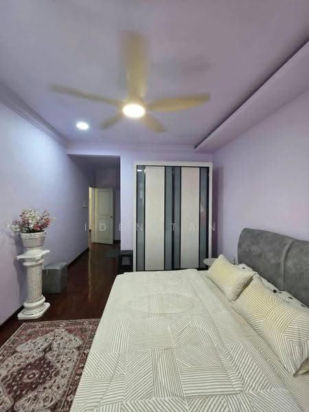 Rumah Teres 2-Tingkat untuk Dijual di Taman Perling (Perling) - Iden Tan - Bedroom - PropertyGuru.com.my
