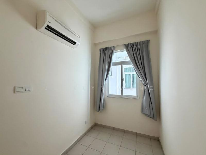 Kondominium untuk Dijual di Tropicana Landmark - Jacklyn Wong - Bedroom 1 - PropertyGuru.com.my