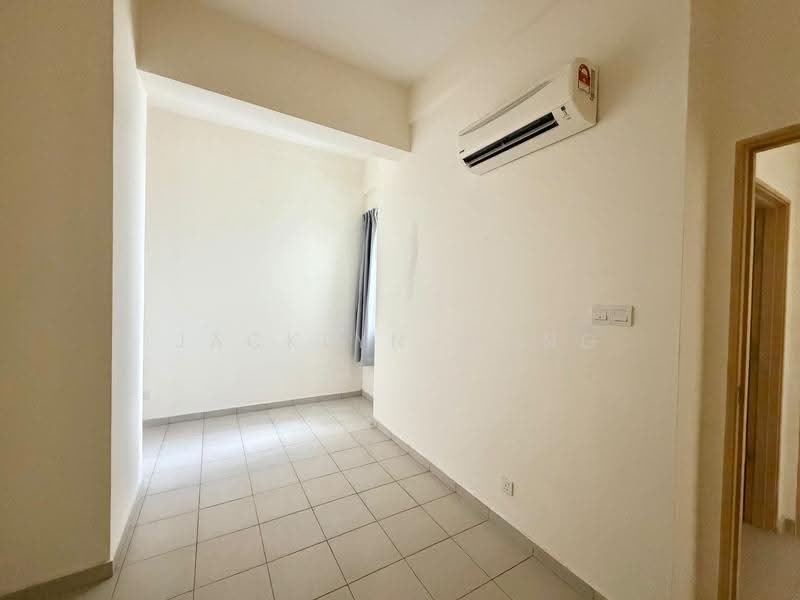 Kondominium untuk Dijual di Tropicana Landmark - Jacklyn Wong - Bedroom 2 - PropertyGuru.com.my