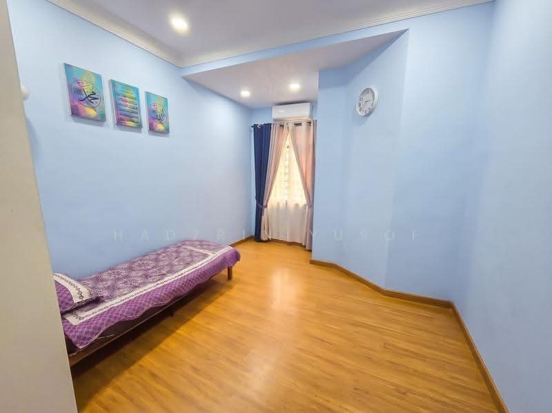 Semi-Detached House for Sale in Sungai Merab (Dengkil) - HADZRIN YUSOF - PropertyGuru.com.my