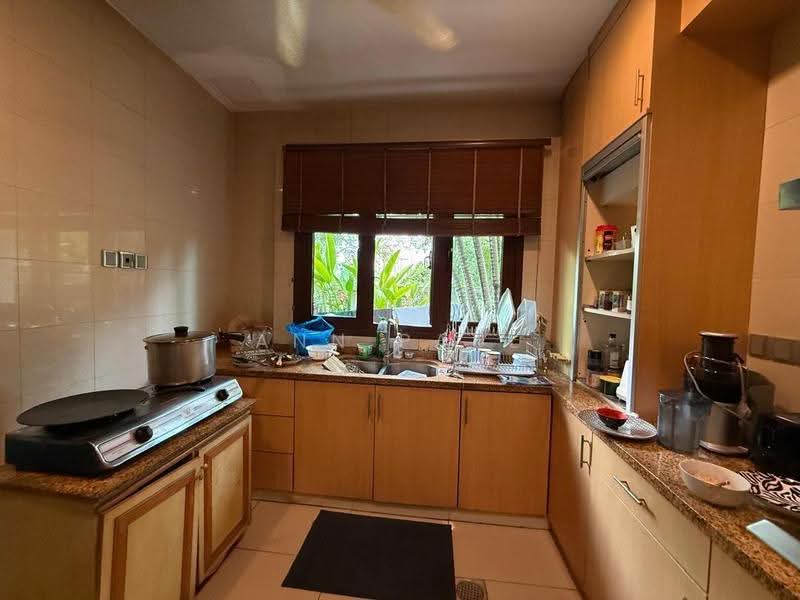 Rumah Banglo untuk Dijual di Bukit Tunku (Kenny Hills) (Kuala Lumpur) - Ann Paul - Kitchen - PropertyGuru.com.my