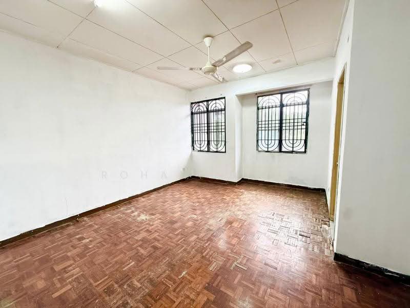 2-storey Terraced House for Sale in Bandar Tasik Kesuma (Beranang) - Rohani Daud - Interior - PropertyGuru.com.my