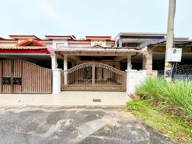 2-storey Terraced House for Sale in Bandar Tasik Kesuma (Beranang) - Rohani Daud - Exterior - PropertyGuru.com.my