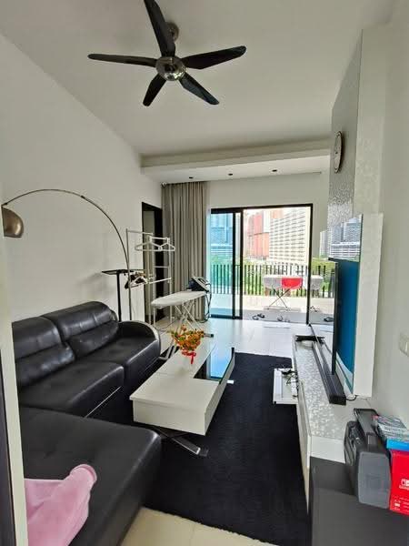 Kondominium untuk Dijual di 20trees - Ivan Lum - Living Room - PropertyGuru.com.my