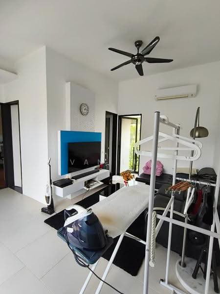 Kondominium untuk Dijual di 20trees - Ivan Lum - Living Room - PropertyGuru.com.my