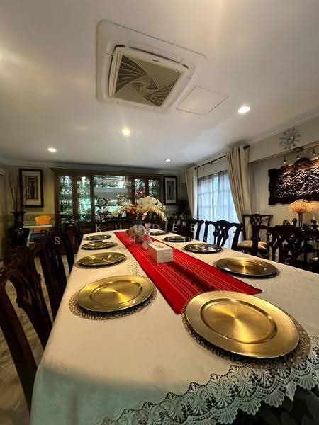 Rumah Banglo untuk Dijual di Taman Bukit Pantai (Bangsar) - Kuldeep Singh Juseal - Dining Room - PropertyGuru.com.my