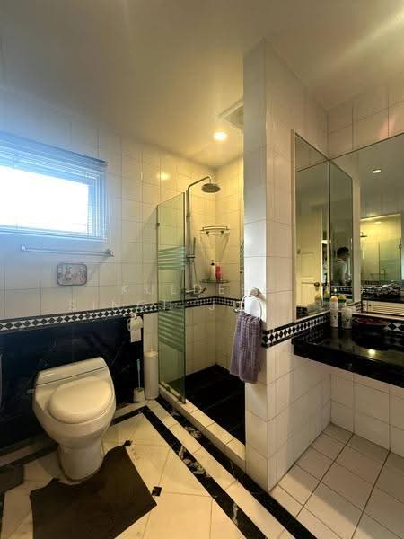 Rumah Banglo untuk Dijual di Taman Bukit Pantai (Bangsar) - Kuldeep Singh Juseal - Bathroom - PropertyGuru.com.my