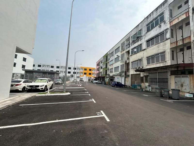 Shop / Office for Rent in Bandar Baru Permas Jaya (Permas Jaya) - Michelle He - Exterior - PropertyGuru.com.my
