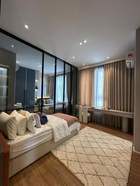 Rumah Teres 2.5-Tingkat untuk Dijual di Bandar Gamuda Gardens (Rawang) - Daniel Yap - Master Bedroom - PropertyGuru.com.my