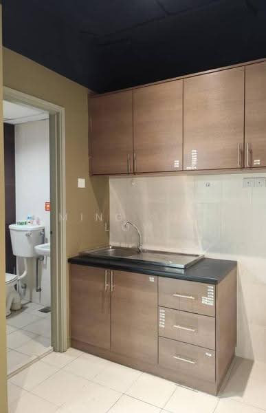 Office for Rent in Bandar Puteri Puchong (Puchong) - Ming Sun Low - Kitchen - PropertyGuru.com.my