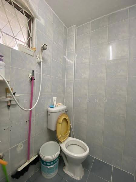 Rumah Flat untuk Dijual di Taman Daya - Jalan Bertam 1, 10 and 16 - Daniel Yong - Bathroom - PropertyGuru.com.my