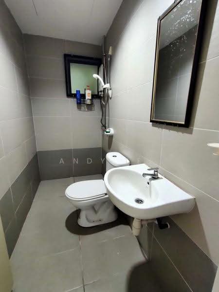 Kediaman Servis untuk Disewa di Alam Sanjung - Andy Tee - 2nd Bathroom - PropertyGuru.com.my