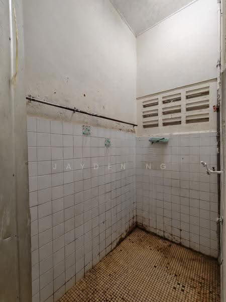 1-storey Terraced House for Sale in Taman Pancasila (Kulai) - Jayden Ng - Bathroom - PropertyGuru.com.my