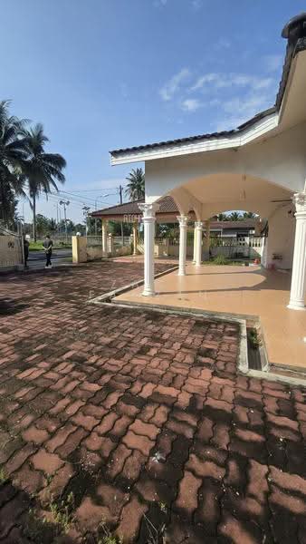 Bungalow House for Sale in Kuala Kubu Bharu (Selangor) - Zann Fauzan - Exterior - PropertyGuru.com.my