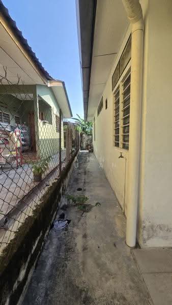 Bungalow House for Sale in Kuala Kubu Bharu (Selangor) - Zann Fauzan - Exterior - PropertyGuru.com.my