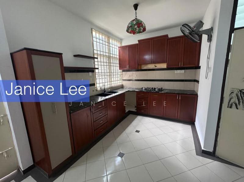2-storey Terraced House for Sale in Lebuh Midland (Pulau Tikus) - Janice Lee - Kitchen - PropertyGuru.com.my