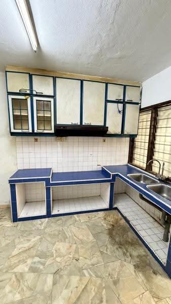 Rumah Teres 2.5-Tingkat untuk Dijual di Taman Sri Muda (Shah Alam) - Tom Yip - Kitchen - PropertyGuru.com.my
