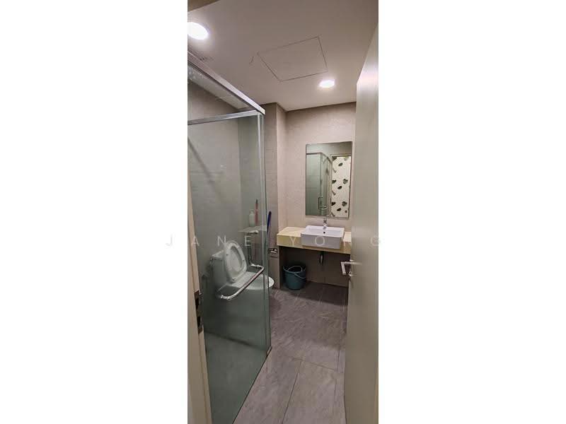 Kondominium untuk Disewa di Vivo Residential Suites - Jane Yong - Bathroom - PropertyGuru.com.my