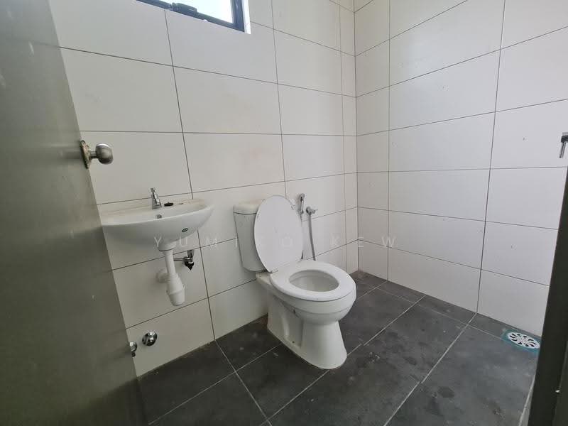 Rumah Berkembar untuk Dijual di Kajang (Selangor) - Yumiko Kew - Bathroom - PropertyGuru.com.my