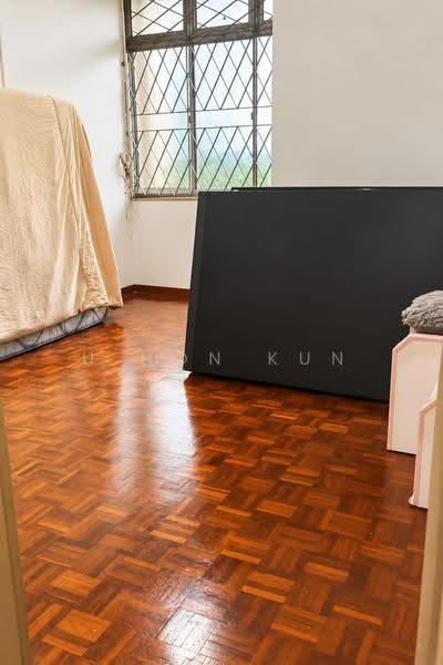 2-storey Terraced House for Sale in Taman Pelangi (Johor Bahru) - U Hon Kun - Interior - PropertyGuru.com.my