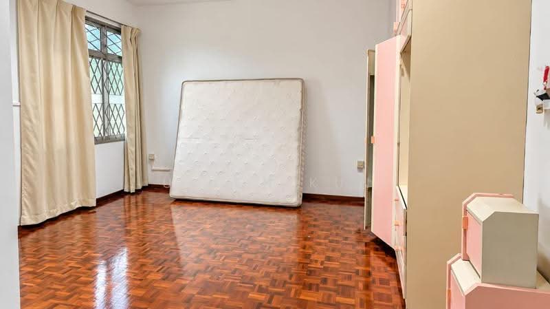 2-storey Terraced House for Sale in Taman Pelangi (Johor Bahru) - U Hon Kun - Bedroom - PropertyGuru.com.my