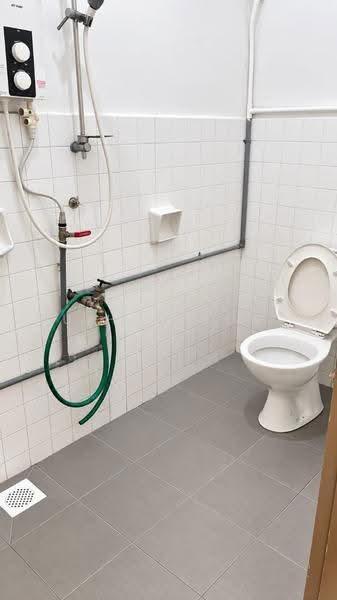 2-storey Terraced House for Sale in Taman Pelangi (Johor Bahru) - U Hon Kun - Bathroom - PropertyGuru.com.my