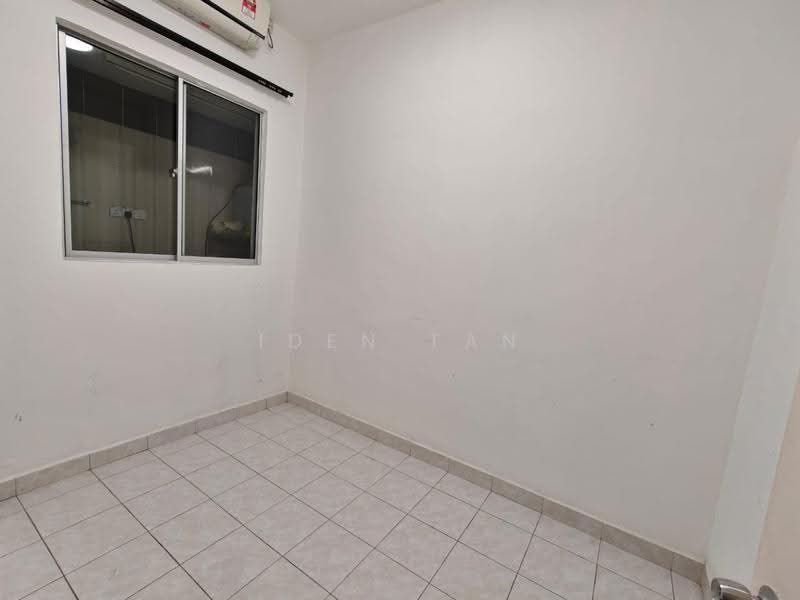 1-storey Terraced House for Sale in Taman Puteri Wangsa (Ulu Tiram) - Iden Tan - Interior - PropertyGuru.com.my