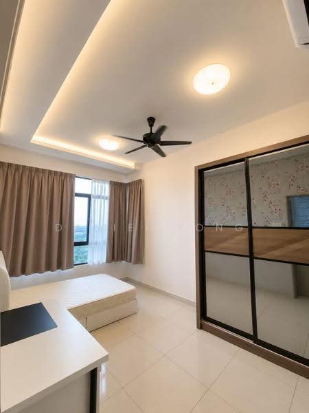 Kediaman Servis untuk Dijual di D'Summit Residences - Daniel Yong - Bedroom - PropertyGuru.com.my