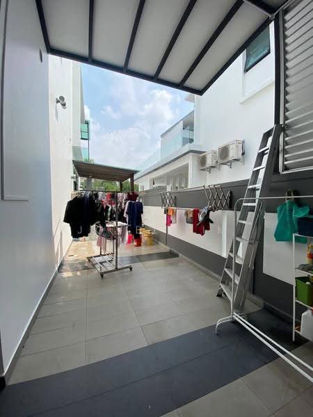Semi-Detached House for Sale in Taman Nusa Bestari (Iskandar Puteri (Nusajaya)) - Jovel Lim - Exterior - PropertyGuru.com.my