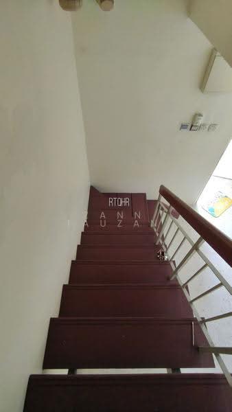 Rumah Teres 2-Tingkat untuk Dijual di Bukit Sentosa (Rawang) - Zann Fauzan - Corridor - PropertyGuru.com.my
