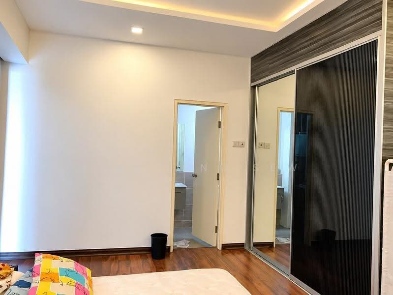 Kediaman Servis untuk Dijual di Solace Service Apartment @ SetiaWalk - Yoke Leng Sew - Bedroom - PropertyGuru.com.my