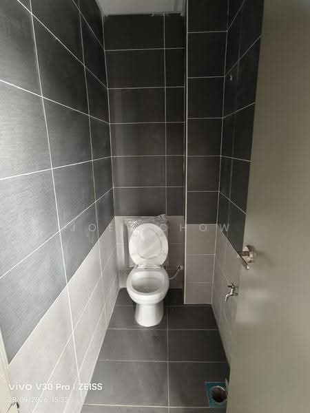 Semi-D Factory for Sale in Kota Damansara (Selangor) - Joey Chow - Bathroom - PropertyGuru.com.my