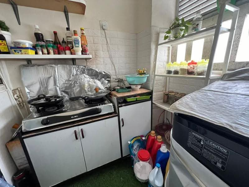 Kondominium untuk Dijual di 3 Residen @ Melawati - Wee . - Kitchen - PropertyGuru.com.my