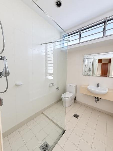 Rumah Teres 3-Tingkat untuk Dijual di Taman Esplanad (Bukit Jalil) - Joey Chua - Bathroom - PropertyGuru.com.my