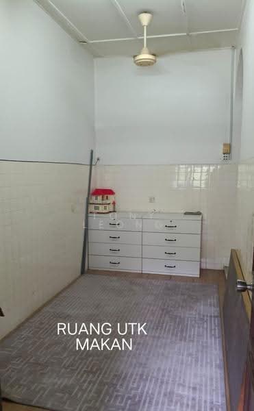 Townhouse for Rent in Taman Bukit Teratai (Ampang) - Tony Leong - Dining Room - PropertyGuru.com.my